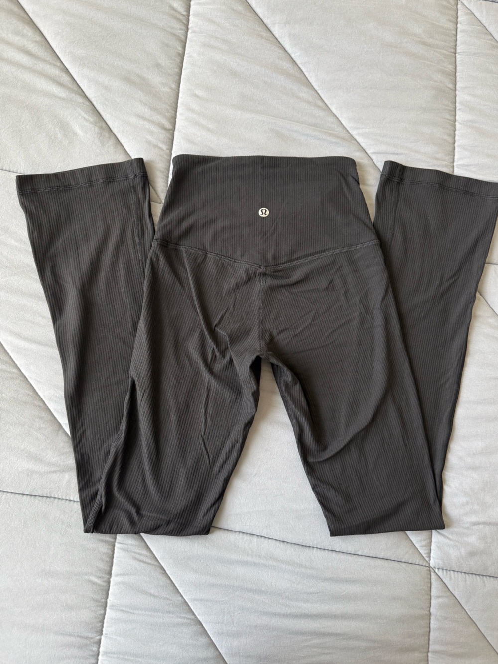 Lululemon align high-rise ribbed mini-flare leggings size 2